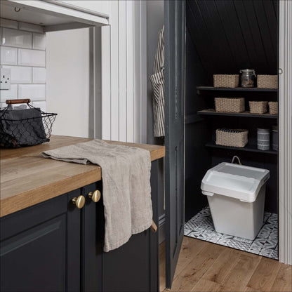 Rust Oleum Kitchen Cupboard Paint - Black Sand 750ml