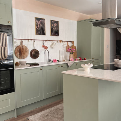 Rust Oleum Kitchen Cupboard Paint - Bramwell 750ml