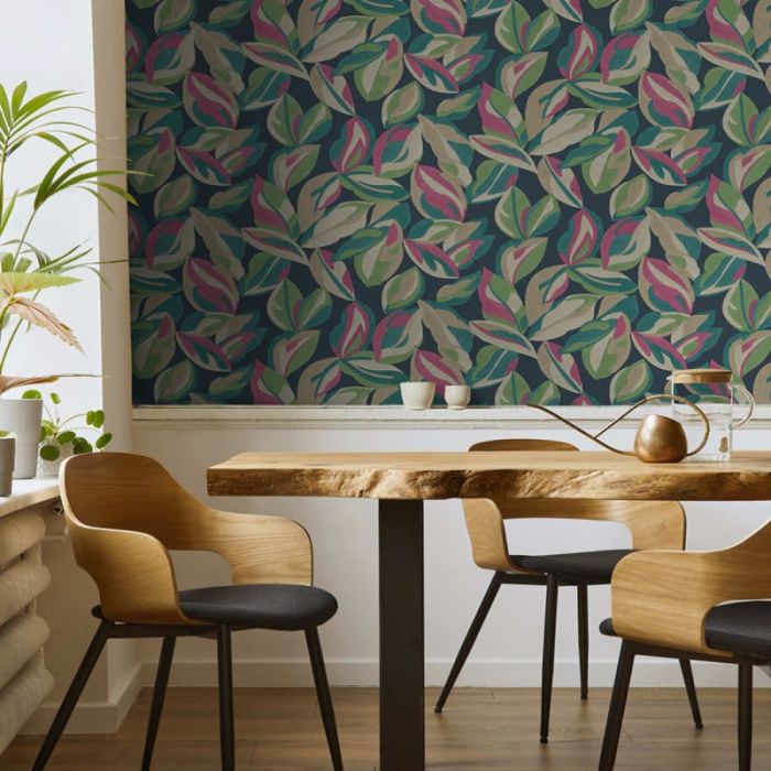 Nicolai Leaf Wallpaper - Navy